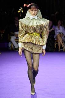 00012-viktor-and-rolf-fall-2024-couture-credit-gorunway.jpg