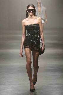 00038-mm6-maison-margiela-spring-2025-ready-to-wear-credit-gorunway.jpg