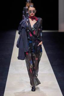 00015-emporio-armani-spring-2025-ready-to-wear-credit-gorunway.jpg