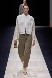 00030-emporio-armani-spring-2025-ready-to-wear-credit-gorunway.jpg