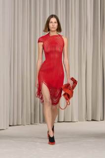 00054-ferragamo-spring-2025-ready-to-wear-credit-gorunway.jpg