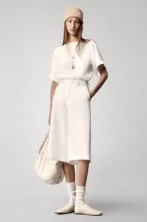 00030-loro-piana-spring-2025-ready-to-wear-credit-brand.jpg