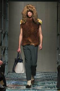 00045-prada-fall-2025-menswear-credit-gorunway.jpg