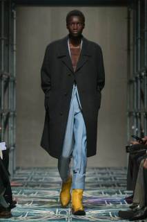 00004-prada-fall-2025-menswear-credit-gorunway.jpg