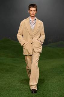 00020-zegna-fall-2025-menswear-credit-gorunway.jpg