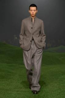 00049-zegna-fall-2025-menswear-credit-gorunway.jpg