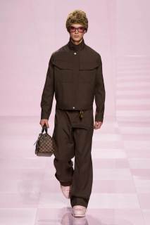 00023-louis-vuitton-fall-2025-menswear-credit-gorunway.jpg