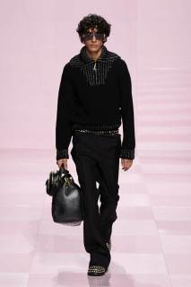 00064-louis-vuitton-fall-2025-menswear-credit-gorunway.jpg