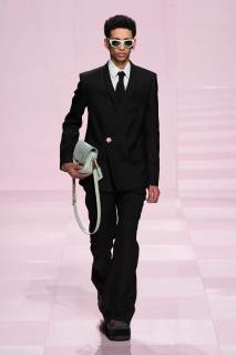 00072-louis-vuitton-fall-2025-menswear-credit-gorunway.jpg