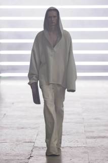 00020-rick-owens-fall-2025-menswear-credit-brand.jpg