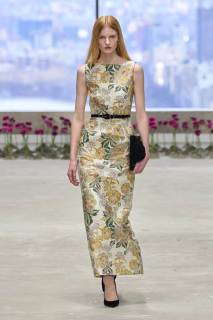 00014-carolina-herrera-fall-2025-ready-to-wear-credit-gorunway.jpg