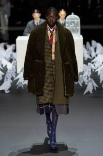 00016-thom-browne-fall-2025-ready-to-wear-credit-gorunway.jpg