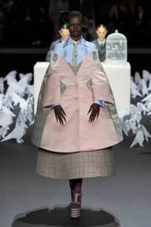 00007-thom-browne-fall-2025-ready-to-wear-credit-gorunway.jpg