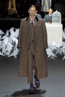 00046-thom-browne-fall-2025-ready-to-wear-credit-gorunway.jpg