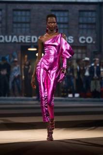 00046-dsquared2-fall-2025-ready-to-wear-credit-gorunway.jpg