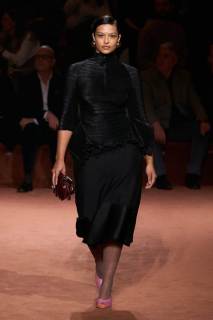 00008-fendi-fall-2025-ready-to-wear-credit-gorunway.jpg