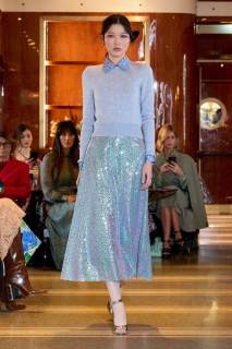 00003-luisa-beccaria-fall-2025-ready-to-wear-credit-gorunway.jpg