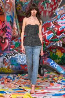 00005-diesel-fall-2025-ready-to-wear-credit-gorunway.jpg