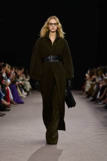 00035-max-mara-fall-2025-ready-to-wear-credit-gorunway.jpg