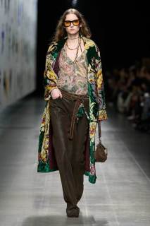 00010-etro-fall-2025-ready-to-wear-credit-gorunway.jpg