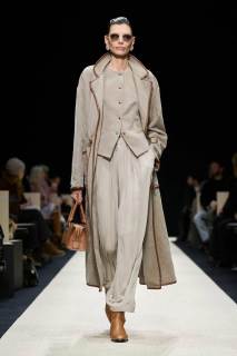 00012-giorgio-armani-fall-2025-ready-to-wear-credit-gorunway.jpg