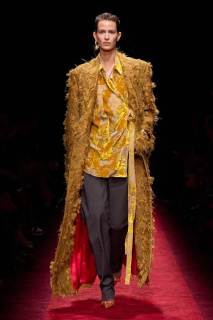 00015-ferrari-fall-2025-ready-to-wear-credit-gorunway