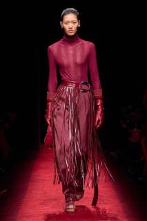 00038-ferrari-fall-2025-ready-to-wear-credit-gorunway