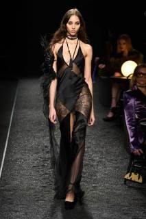 00038-nina-ricci-fall-2025-ready-to-wear-credit-gorunway.jpg