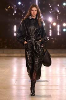 00019-isabel-marant-fall-2025-ready-to-wear-credit-gorunway.jpg