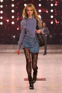 00021-isabel-marant-fall-2025-ready-to-wear-credit-gorunway.jpg