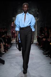 00027-tom-ford-fall-2025-ready-to-wear-credit-gorunway.jpg