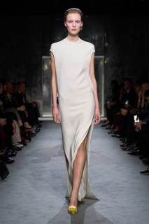 00030-tom-ford-fall-2025-ready-to-wear-credit-gorunway.jpg