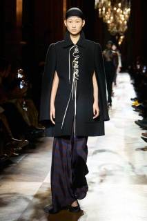 00005-dries-van-noten-fall-2025-ready-to-wear-credit-gorunway.jpg