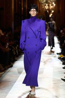 00049-dries-van-noten-fall-2025-ready-to-wear-credit-gorunway.jpg