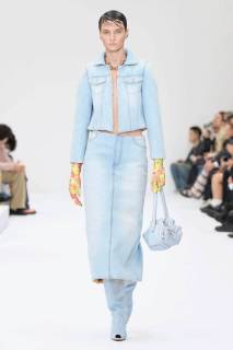 00020-acne-studios-spring-2025-ready-to-wear-credit-gorunway.jpg