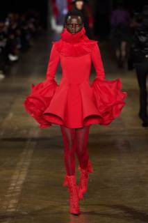 00027-alexander-mcqueen-fall-2025-ready-to-wear-credit-gorunway.jpg
