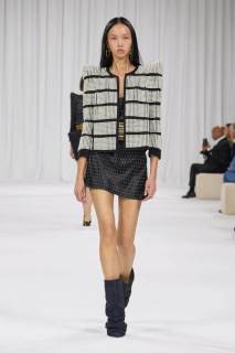 00023-balmain-spring-2025-ready-to-wear-credit-gorunway.jpg