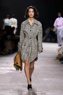 00048-bottega-veneta-spring-2025-ready-to-wear-credit-gorunway.jpg