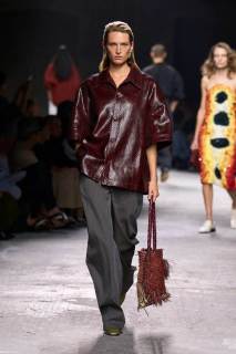 00057-bottega-veneta-spring-2025-ready-to-wear-credit-gorunway.jpg