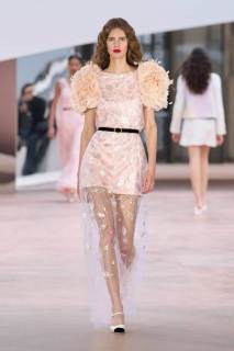 00009-chanel-spring-2025-couture-credit-gorunway