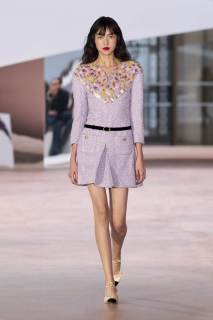 00011-chanel-spring-2025-couture-credit-gorunway