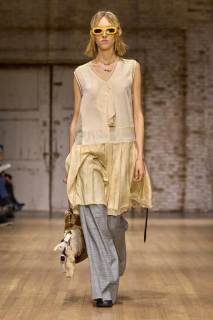00015-coach-fall-2025-ready-to-wear-credit-gorunway.jpg