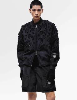 DIOR-MEN_S-FALL-2024-DIOR-STONE-ISLAND-EDITORIAL-SHOOTING-BY-ETHAN-HART-32