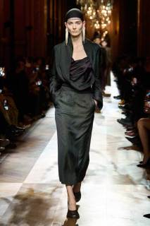 1_00013-dries-van-noten-fall-2025-ready-to-wear-credit-gorunway.jpg