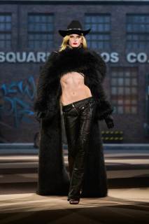 00007-dsquared2-fall-2025-ready-to-wear-credit-gorunway.jpg