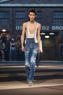 00043-dsquared2-fall-2025-ready-to-wear-credit-gorunway.jpg