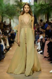 00016-elie-saab-spring-2025-ready-to-wear-credit-gorunway.jpg