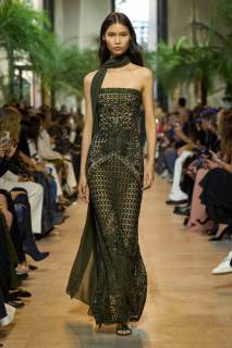 00046-elie-saab-spring-2025-ready-to-wear-credit-gorunway.jpg