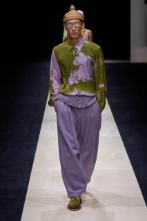 00047-emporio-armani-spring-2025-ready-to-wear-credit-gorunway.jpg