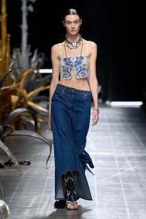 00015-etro-spring-2025-ready-to-wear-credit-gorunway.jpg